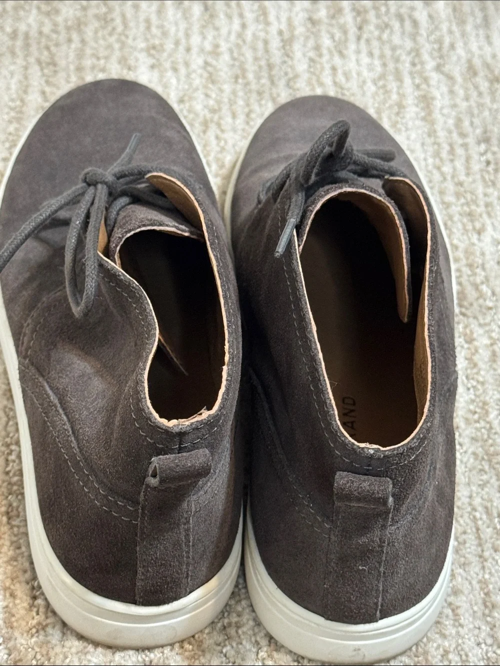 Lucky Brand Men’s Gray Suede Chukka Boots Lace Up Casual Shoes
